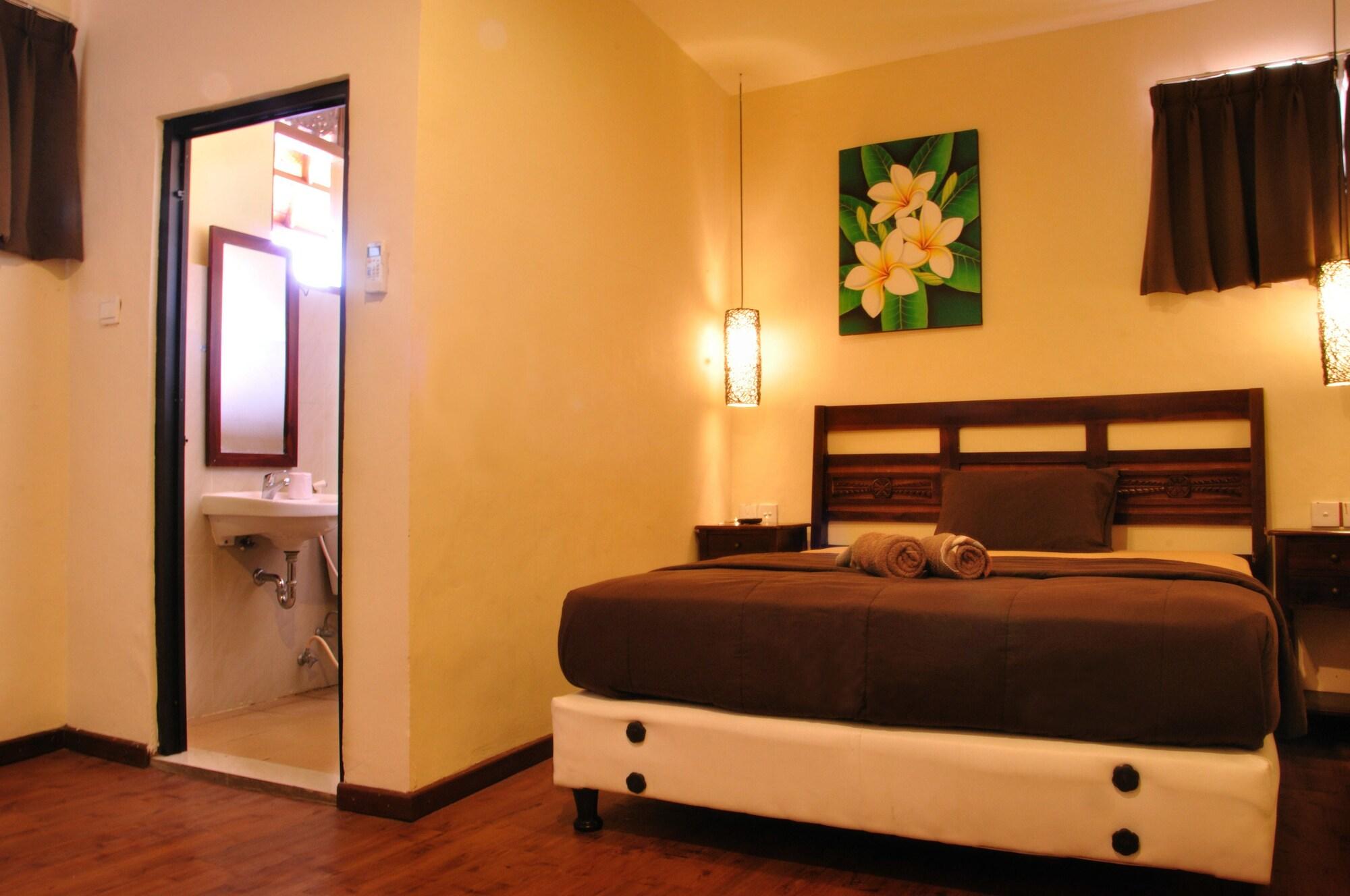 Bemo Corner Guest House Кута Экстерьер фото